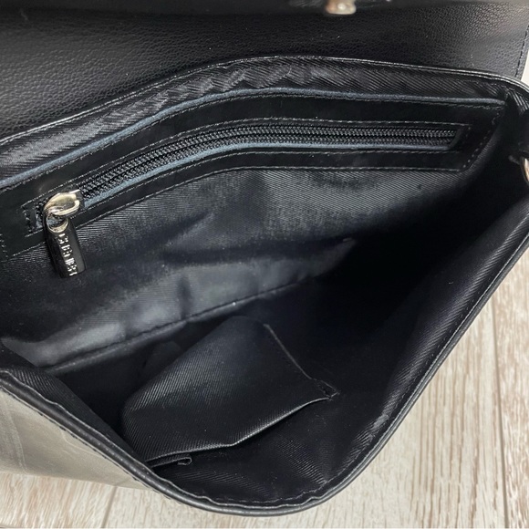 Chenier IYKYK horsebit handbag - Picture 3 of 6